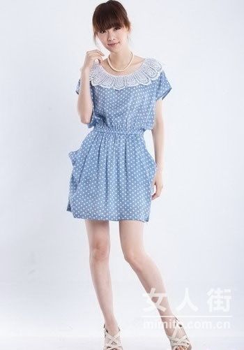 简约主义风格的衣服搭配